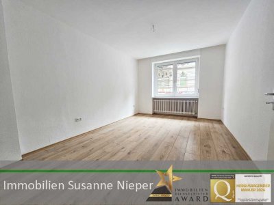 Renoviert im Erdgeschoss mit XXL-Terrasse – Hagen Wehringhausen