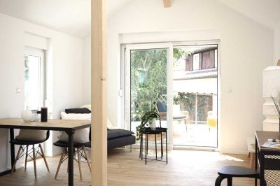 +++ Haus-in-Haus-Konzept: eigenständige 2,5-Zi-Terrassenwhg | kernsaniert | S-Uhlbach +++