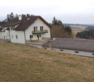 Doppelhaushälfte mit traumhaftem Ausblick in ruhiger Umgebung