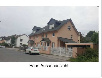 Neuwertiges Reihenendhaus mit fünf  Zimmern und EBK in Obertshausen, Obertshausen