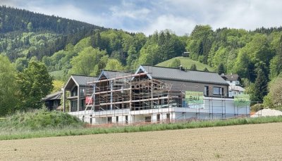 Reiheneckhaus mit Panorama, See- &amp; Bergblick in Nußdorf am Attersee
