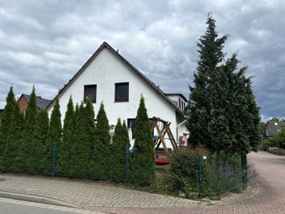 Familienfreundliche 4-Zimmer-Wohnung mit Garten