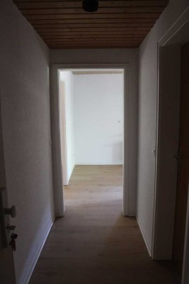 Helle 2-Zimmer Wohnung mit Balkon im 2. OG in Heidelberg-Ziegelhausen