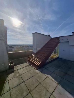 Ruhig gelegene Dachterrassen-Maisonette mit Fernblick - VIDEO verfügbar!