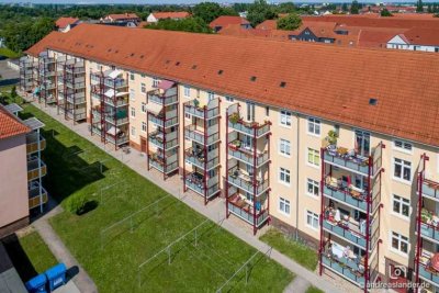 2-Raum-Wohnung mit Balkon in Neustadt!