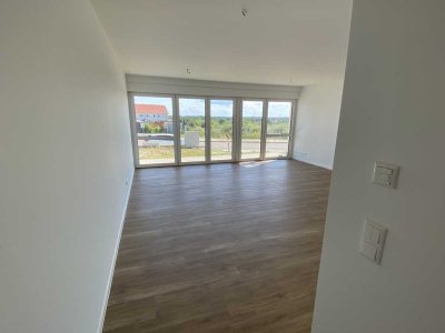 Exklusive 3-Zimmer-Terrassenwohnung mit gehobener Innenausstattung mit Balkon in Schkeuditz