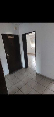 Gut geschnittene 3 Zimmer Wohnung