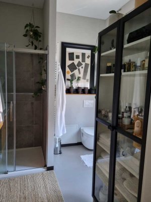 1800.0 € - 93.0 m² - 3.0 Zi.
