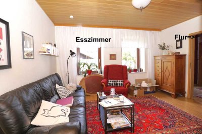 Perfekt für die Familie, geräumiges EFH, großer umzäunter Garten, Scheune.