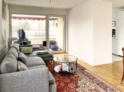 Helles Penthouse mit Dachterrasse in ruhiger Lage von Zehlendorf