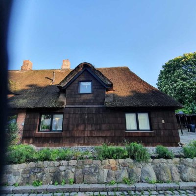 140qm Reetdach Haus in 24796 Bredenbek, nahe Bahnhof, 12min nach Kiel, 400qm Garten, provisionsfrei