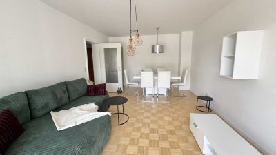 Schwaig-OT Behringersdorf! Chice möblierte, sonnige 2-ZW, 72,5 m², Terrassenbalkon, EBK und Parkett