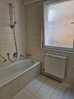 Ulrichstraße - FREI - OHNE PROVISION!!