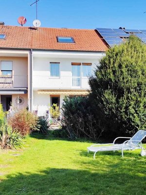Renovierungsbedürftiges RMH in schöner Wohnlage