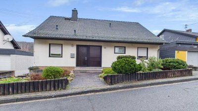 Ein Zuhause, das mit Ihnen mitwächst - mit Ausbaureserve und weitläufigem Garten