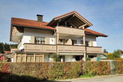 Sonne genießen auf zwei Balkonen!