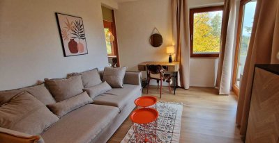 Zwischenmiete: WG-geeignete 2-Zimmer Wohnung mit Balkon