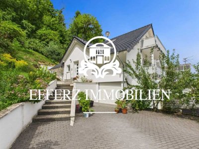 Idyllisches Wohnen in Höhenlage: 
Neuwertiges Einfamilienhaus mit Siebengebirgsblick!