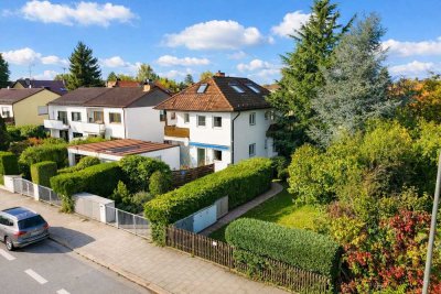 Zweifamilienhaus auf großzügigem Grundstück, sofort bezugsfrei. Heizung 2017 modernisiert!