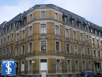 unsaniertes Mehrfamilienhaus / Reiheneckhaus mit 6 WE in Oelsnitz / Vogtland
