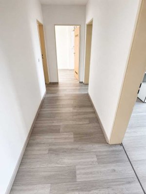 Provisionsfrei: Schöne, helle 2-Zimmerwohnung in ruhiger Lage in Fürth-Süd