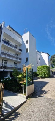 Wohnen mit Charakter: 3-Zimmer-Wohnung in Wuppertal-Cronenberg