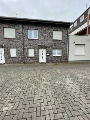 Modernes Stadthaus in OS-Wüste zu vermieten