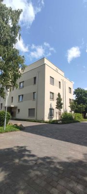 Große, helle 2 Zimmer EG-Wohnung (Nachmieter gesucht)