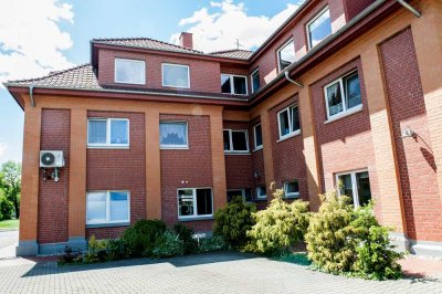 2. Raum Wohnung in Elbnähe mit Balkon Pechauerstr. 21 39114 Magdeburg