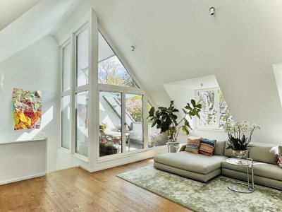 Lichturchflutetes Penthouse über 2 Ebenen   I   Privatlift  I  Dachterrasse I  Harlaching