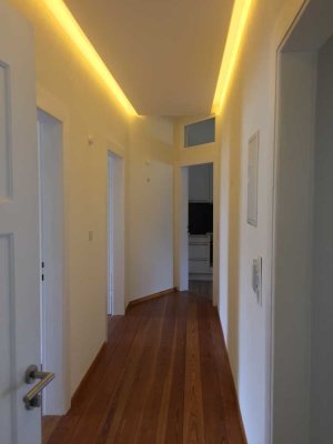 Zentral in BB exklusive, sanierte 3-Zimmer-Wohnung mit Charme und Stil