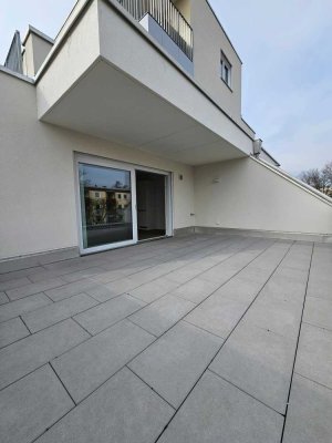 Schöne 2-Zimmer-Wohnung mit Terrasse in zentraler Lage in Waldkraiburg