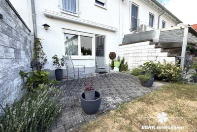 BERK Immobilien - Ruhig gelegenes Reihenhaus mit Terrasse & kleinem Garten in Großostheim Ringheim