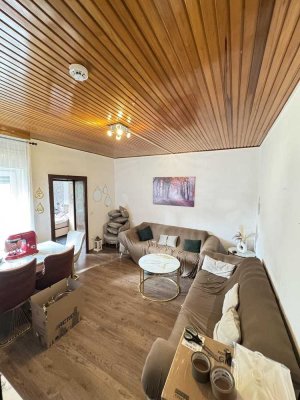 Schöne Wohnung im Erdgeschoss mit Terrasse zu vermieten
