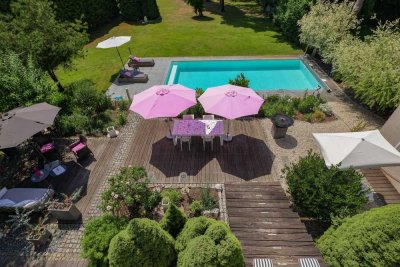Luxus-Villa am See - Eine Symbiose aus Moderne & historischem Charme