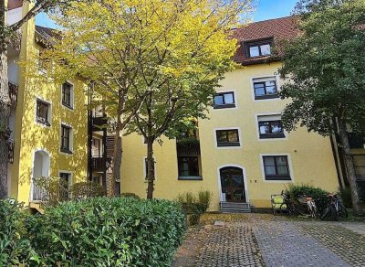 2,5-Zimmer DG-Galeriewohnung in Uni-Nähe