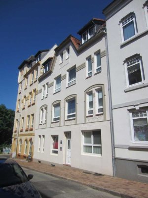 Studenten willkommen ! 2,0-Zimmer-Wohnung, Schreiberstraße 26 (1,5.OG) ! Bitte bewerben Sie sich onl