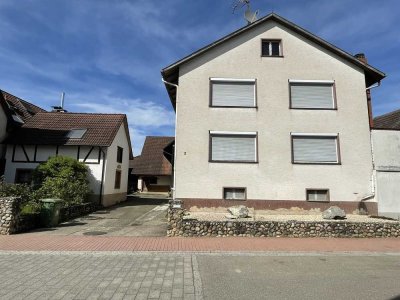 3 Wohneinheiten, großer Garten, Ökonomiegebäude, Ortsmitte, sofort verfügbar Teningen-Nimburg