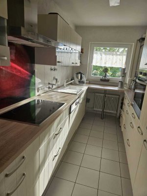 Privatverkauf!! Stilvolle 2-Zi-Wohnung mit gehobener Ausstattung mit 2 Balkonen und EBK in Fellbach