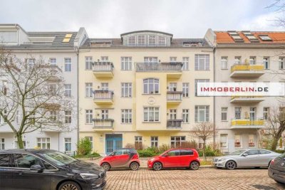 IMMOBERLIN.DE - Schöne Altbauwohnung in gefragter Lage