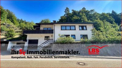 Großzügiges Wohnhaus mit Einliegerwohnung