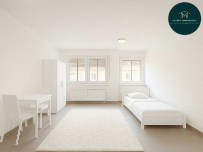**Helle 1-Zimmer-Wohnung in Ludwigsburg – vollständig möbliert mit Einbauküche und Duplex-Stellplatz