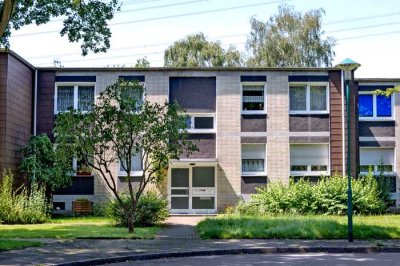 Modernisierte und renovierte Erdgeschosswohnung mit Balkon in ruhigem 4-Parteien-Haus