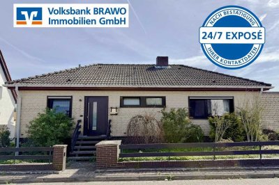 Wohnen auf einer Ebene – Lichtdurchfluteter Bungalow mit Garten