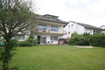 Eigentumswohnung in herrlichem Zweifamilienhaus mit großem Garten