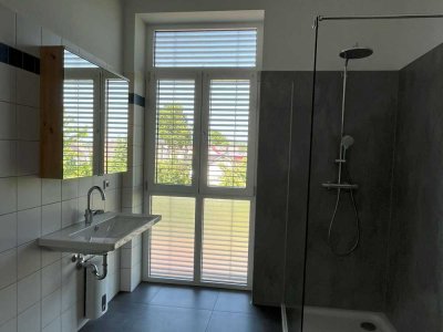 Attraktive und gepflegte 2-Raum-Wohnung mit gehobener Innenausstattung mit Balkon und EBK in Aßlar