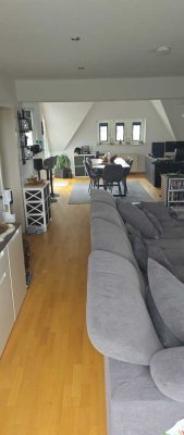 Maisonette-Wohnung mit Dachterrasse