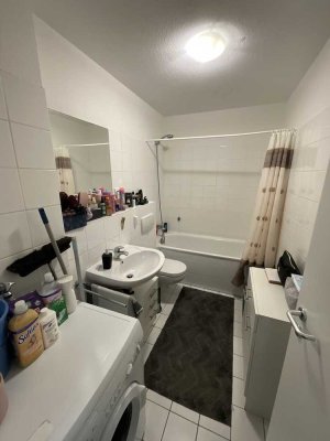 1 Zimmer Wohnung mit Balkon im grünen