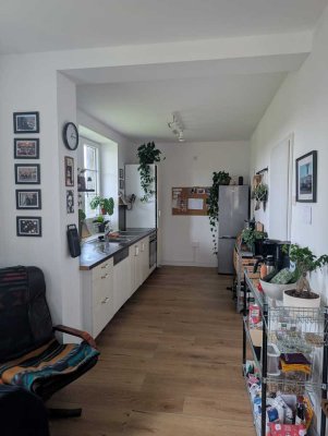 Wohnen, wo andere Urlaub machen: kernsanierte Zwei-Zimmer-Wohnung in Mettingen