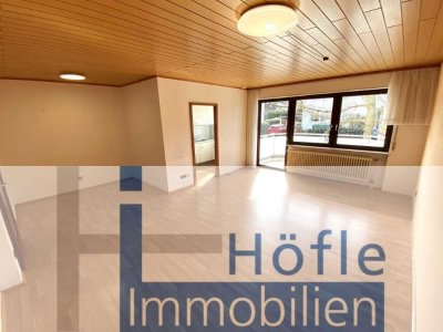 Lorsch, großzügige 3 ZKB-Hochparterre-Wohnung mit Balkon und Pkw-Stellplatz in beliebter Wohnlage